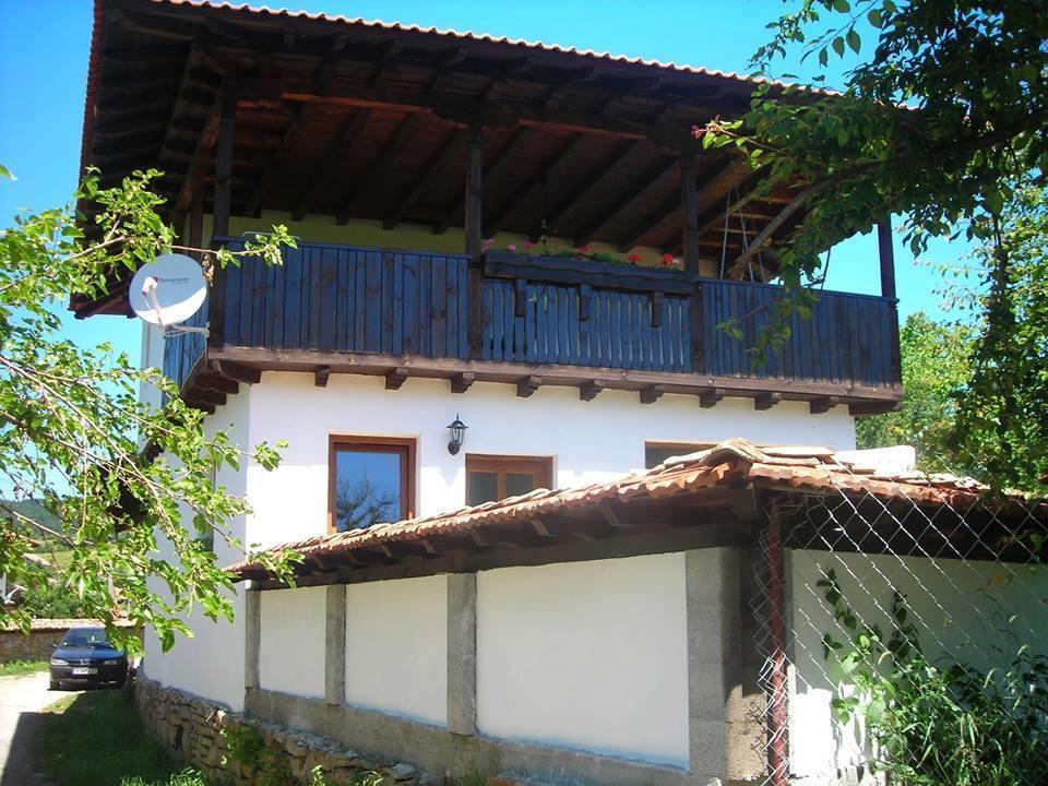 Guest House Yana Tŭrkasheni Exterior foto
